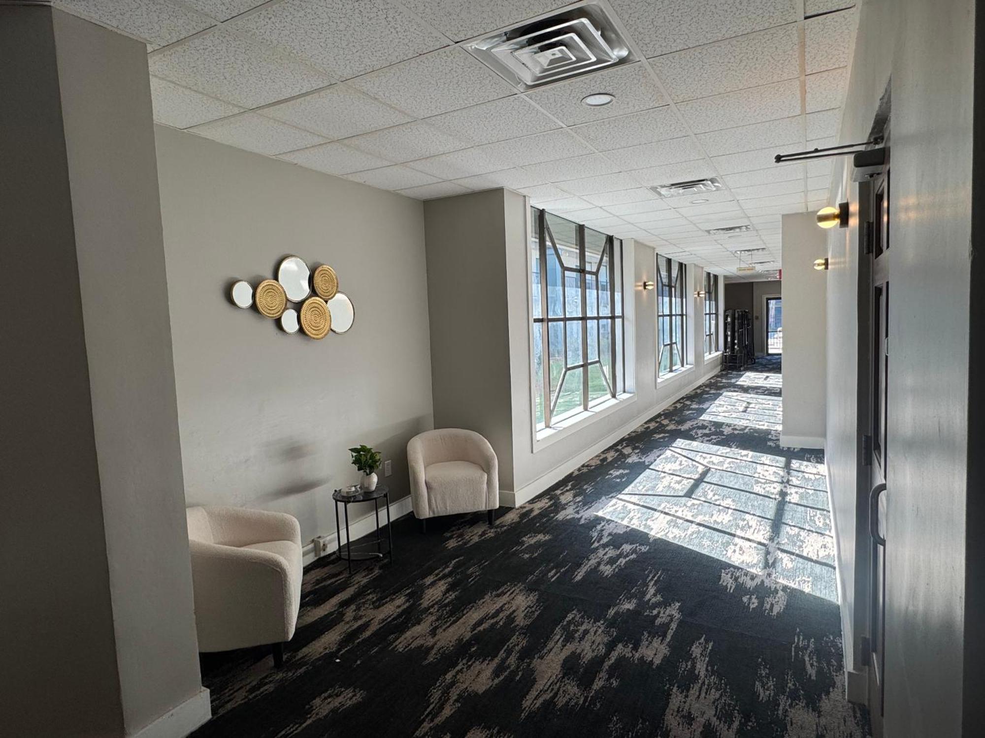 Clarion Inn & Suites Dothan South Buitenkant foto